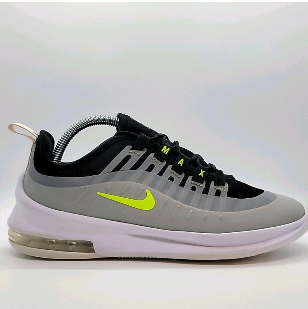 Nike Air Max Axis (GS) Wolf Gray Volt Youth Size 2Y